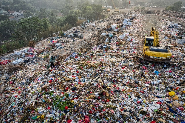 Desafios e perspectivas para a geração de lixo no Brasil, analisando dados, impactos e a necessidade de soluções sustentáveis para o futuro.